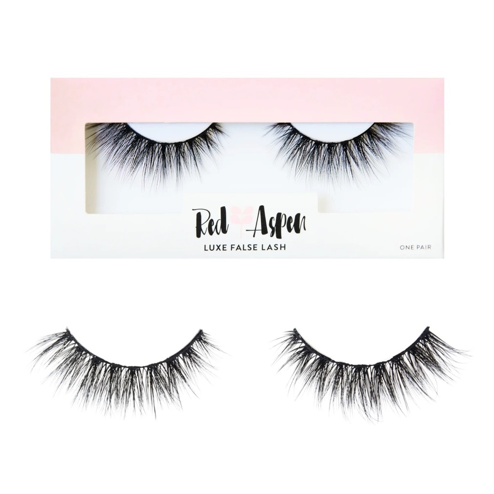⭐️ NEW Red Aspen lashes